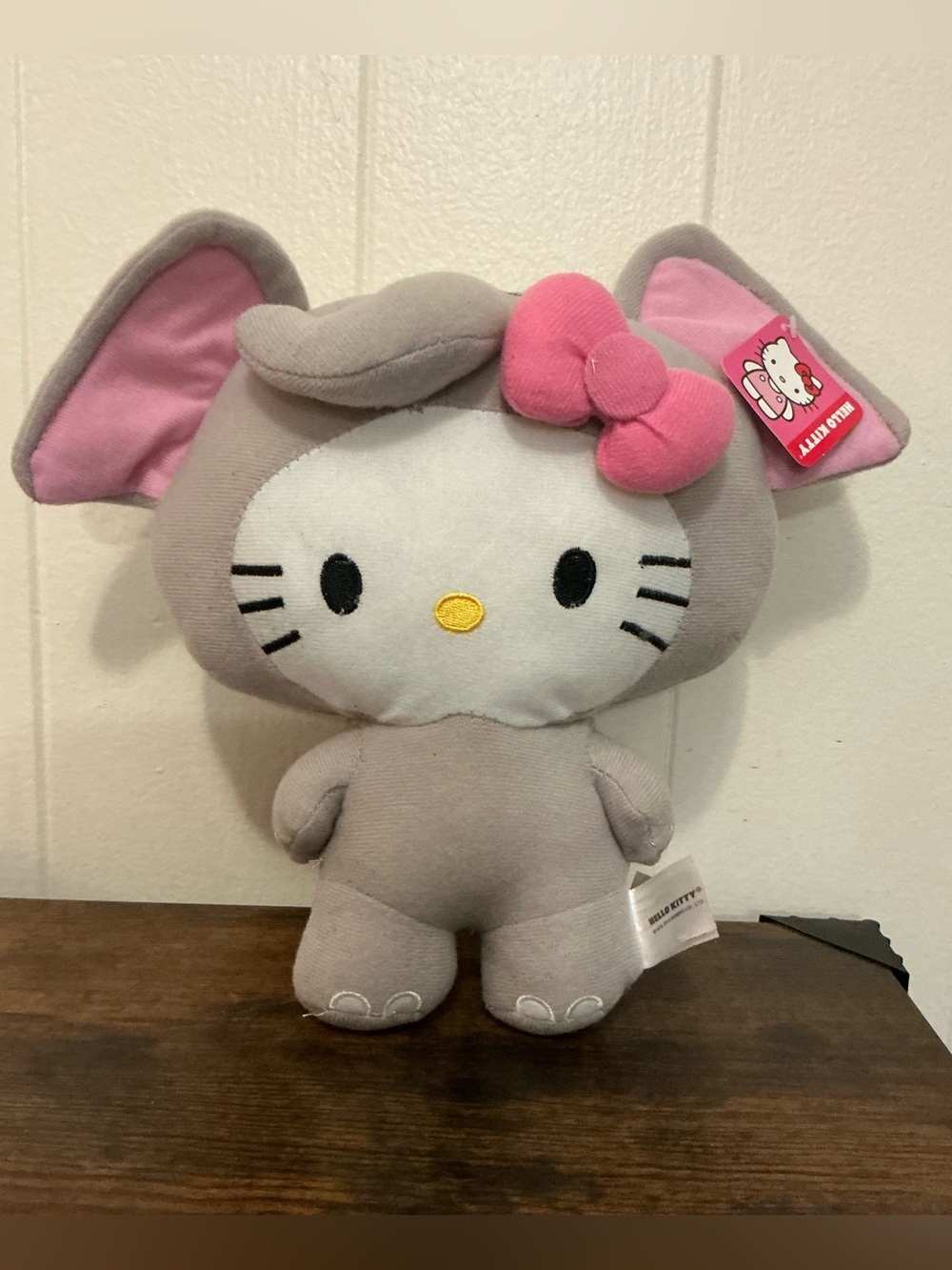 A Rare NWT Sanrio 2014 Hello Kitty Fiesta Elephant Plush Stuffed Animal Toy